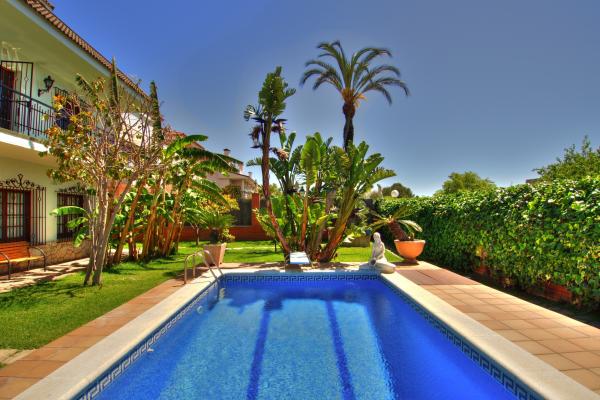 #1825 - Villa Vintage | Holiday Rentals | Costa Sol Villas