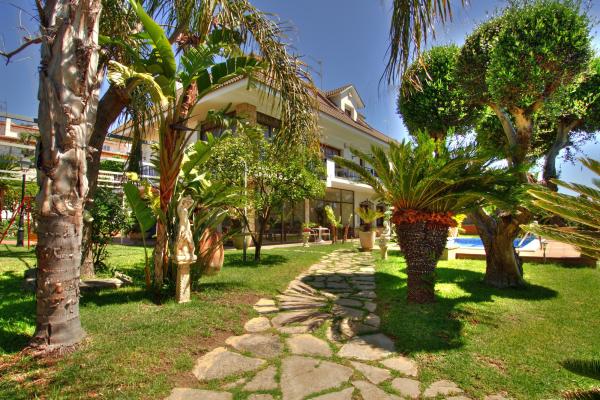 #1829 - Villa Vintage | Holiday Rentals | Costa Sol Villas