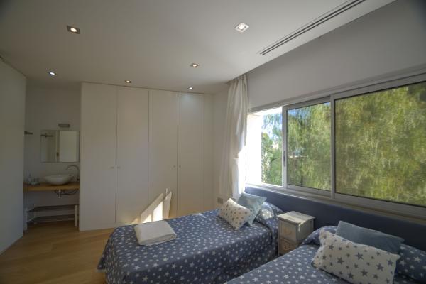 #1853 - Villa Hugo | Holiday Rentals | Costa Sol Villas