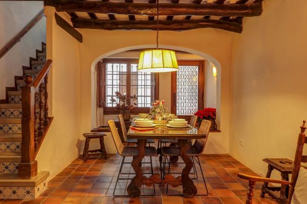 #874 - VILLA OLD CENTRE | Ferieudlejning | Costa Sol Villas