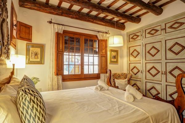 #882 - VILLA OLD CENTRE | Ferieudlejning | Costa Sol Villas