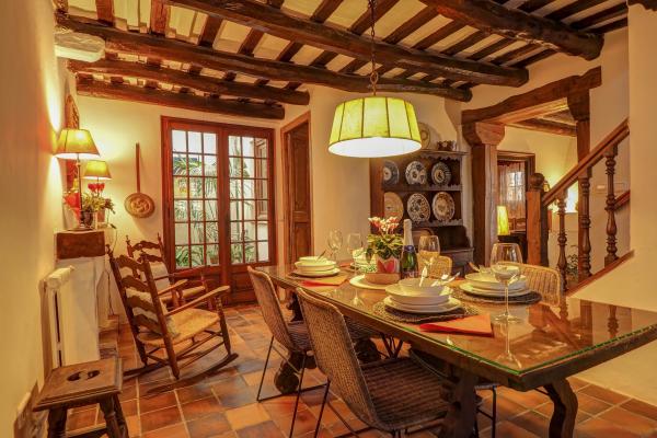 #891 - VILLA OLD CENTRE | Ferieudlejning | Costa Sol Villas