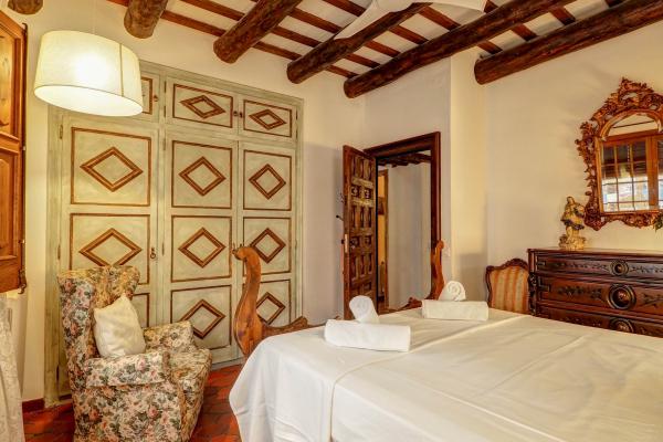 #907 - VILLA OLD CENTRE | Ferieudlejning | Costa Sol Villas