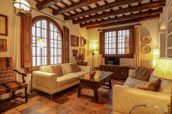 #908 - VILLA OLD CENTRE | Ferieudlejning | Costa Sol Villas