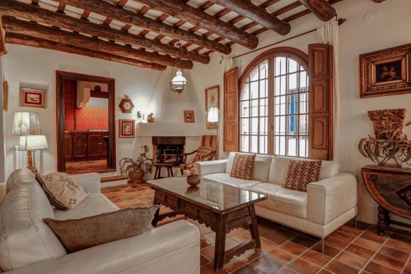 #938 - VILLA OLD CENTRE | Ferieudlejning | Costa Sol Villas