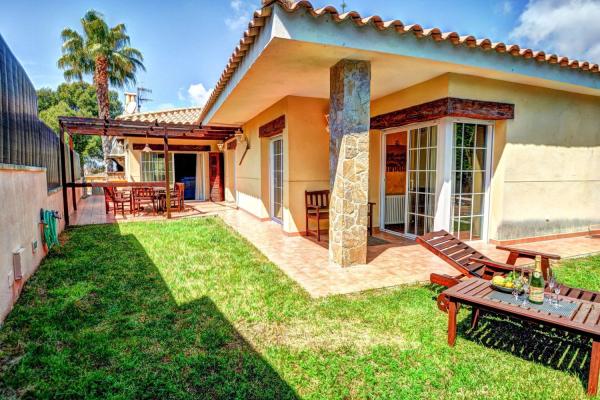 #19 - House - Las Chapas, Marbella 