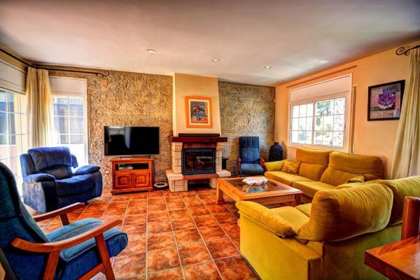 #83 - House - Las Chapas, Marbella | Real Estate | Costa Sol Villas