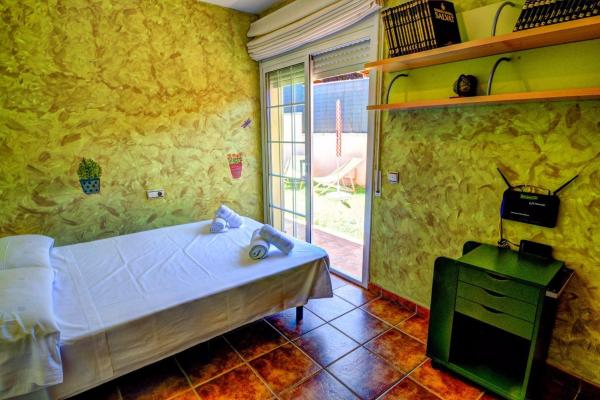 Villa  2 Rooms - Las Chapas - Marbella