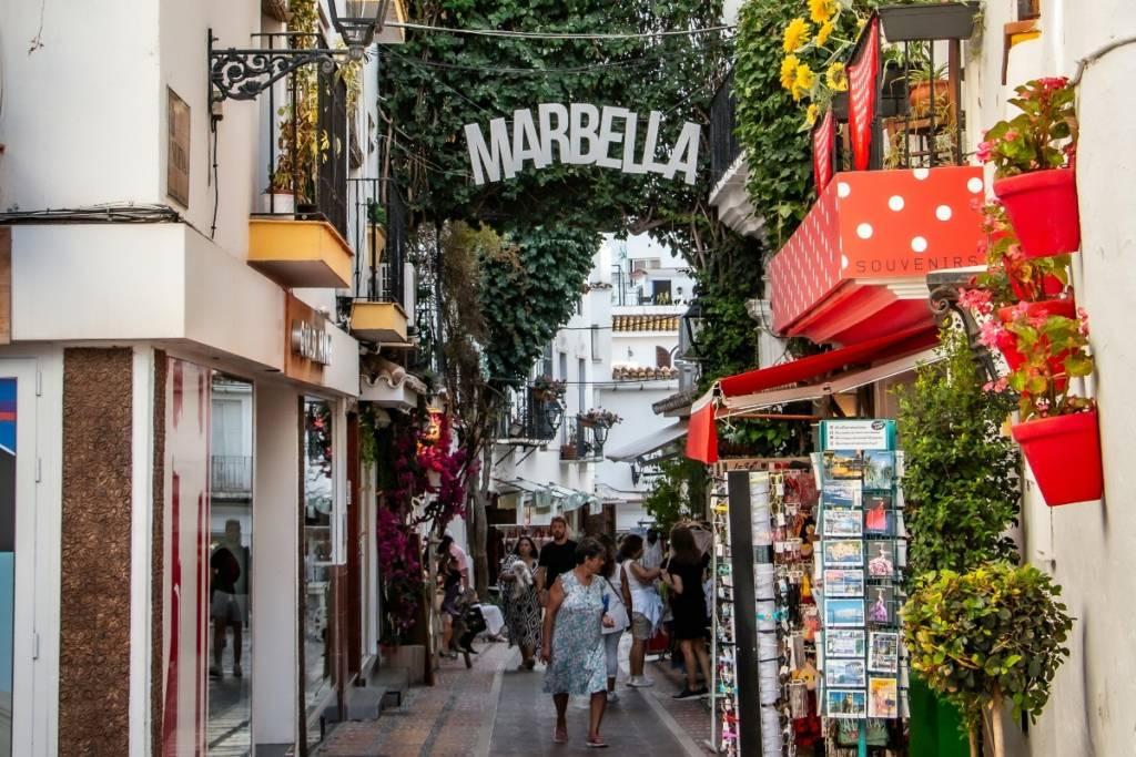 マルベーリャとコスタ・デル・ソルの旅プラン2026：象徴的で本格的な観光スポットを巡る地元ガイド（24時間、48時間、72時間コース付き）